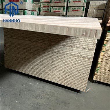 Дървен шперплат LVTT